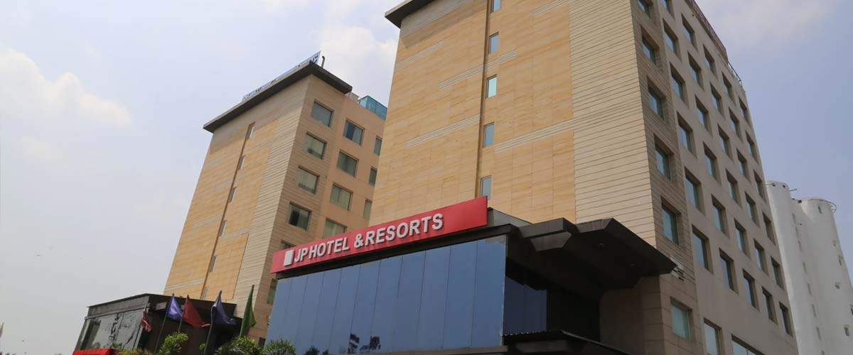 escort in hotel J P HOTEL & RESORT