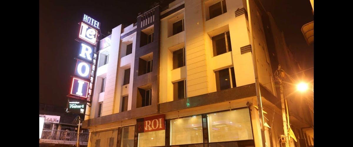 escort in hotel Le ROI Delhi