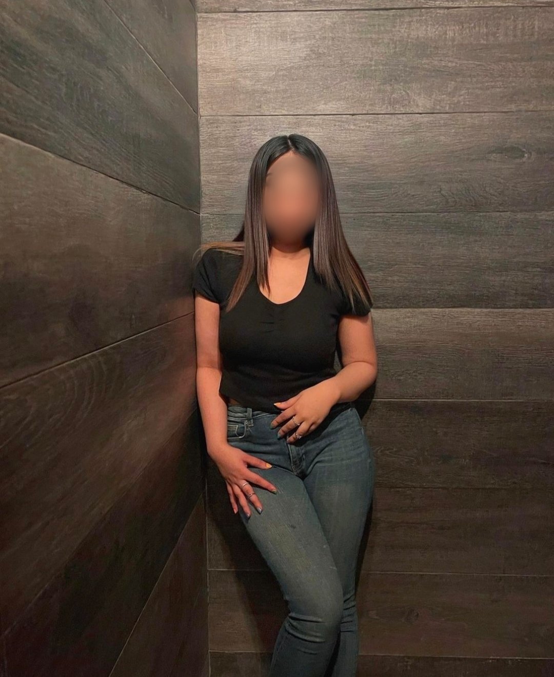 daksha escort